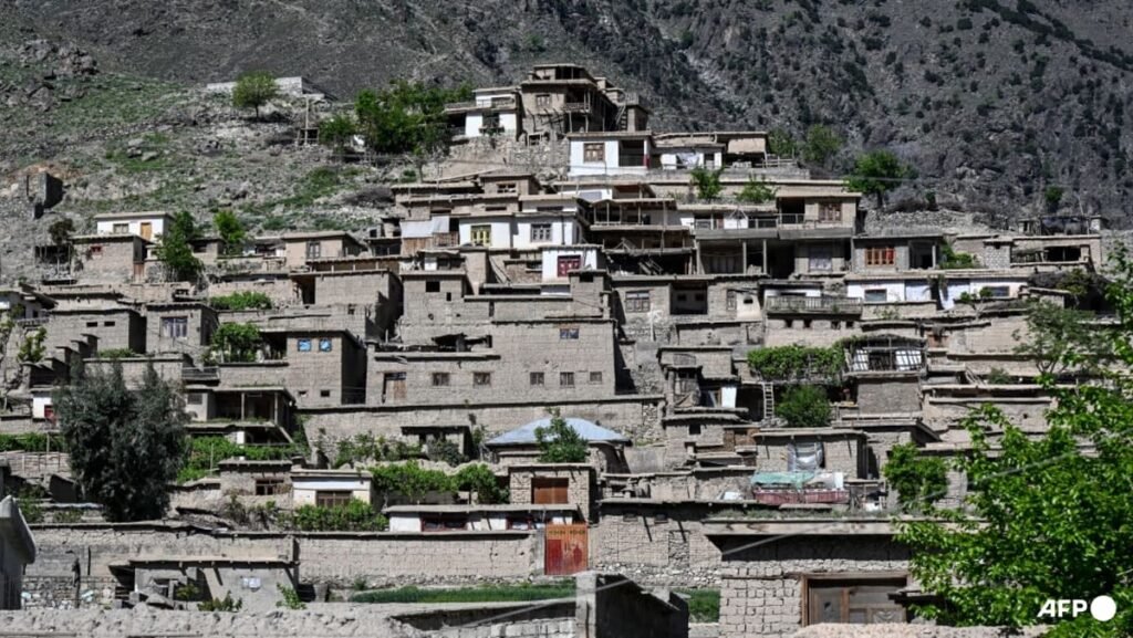 Pakistan launches deadly strikes on Afghanistan
