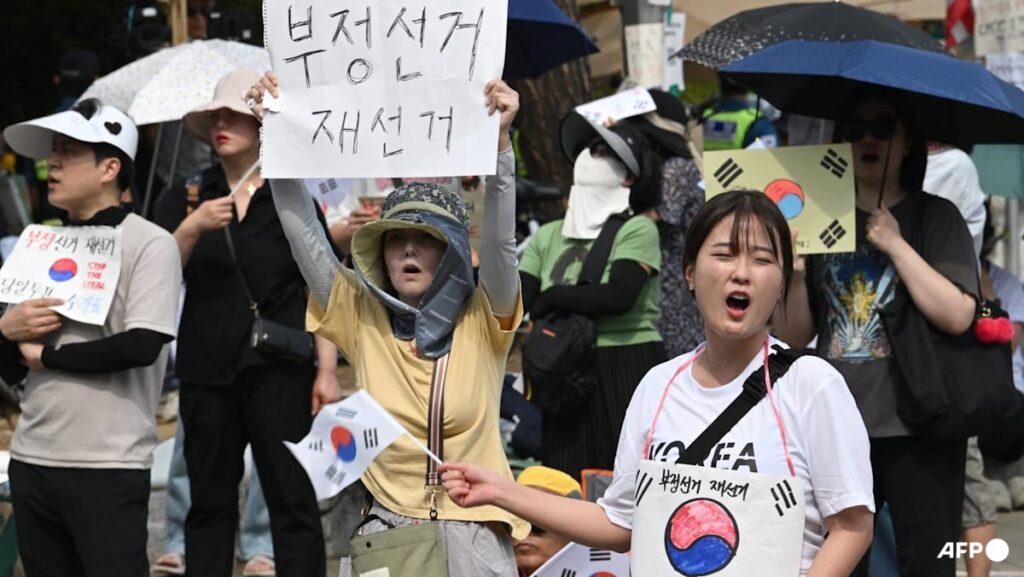 South Korean lawmakers launch probe into ballot paper shortages