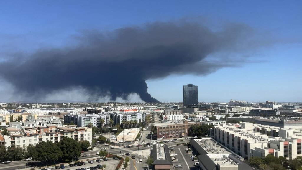 Los Angeles under state of emergency due to warehouse fire
