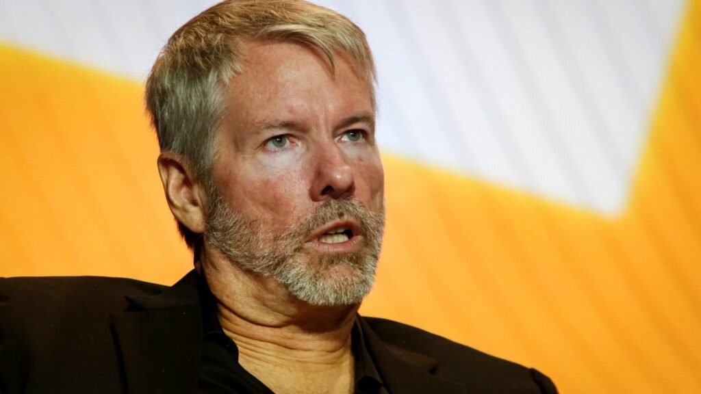 Crypto mutiny on Strategy: Shorts target ‘MSTR’ in bitcoin bloodbath