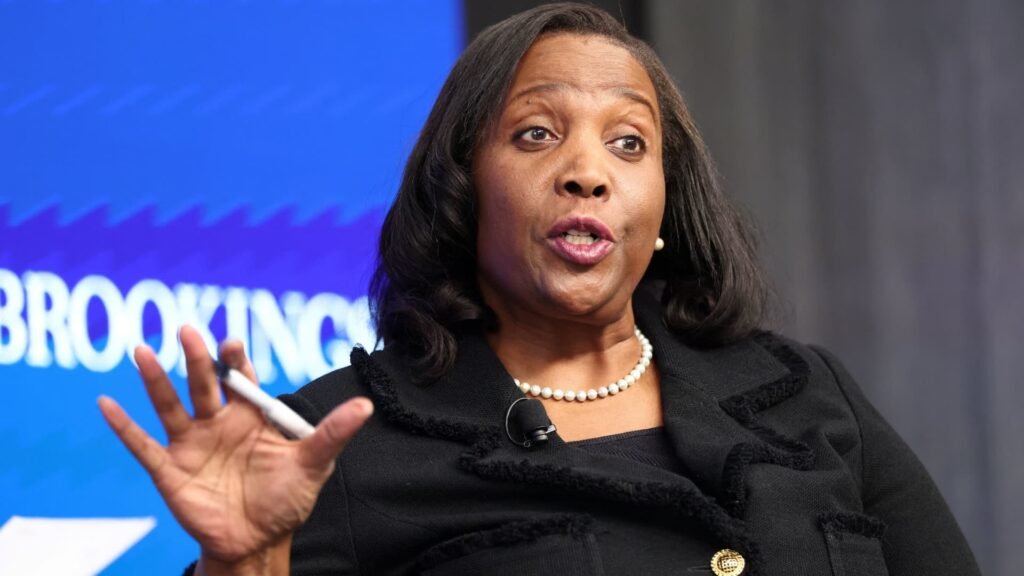 Supreme Court rules Trump cannot fire Fed Governor Lisa Cook for now