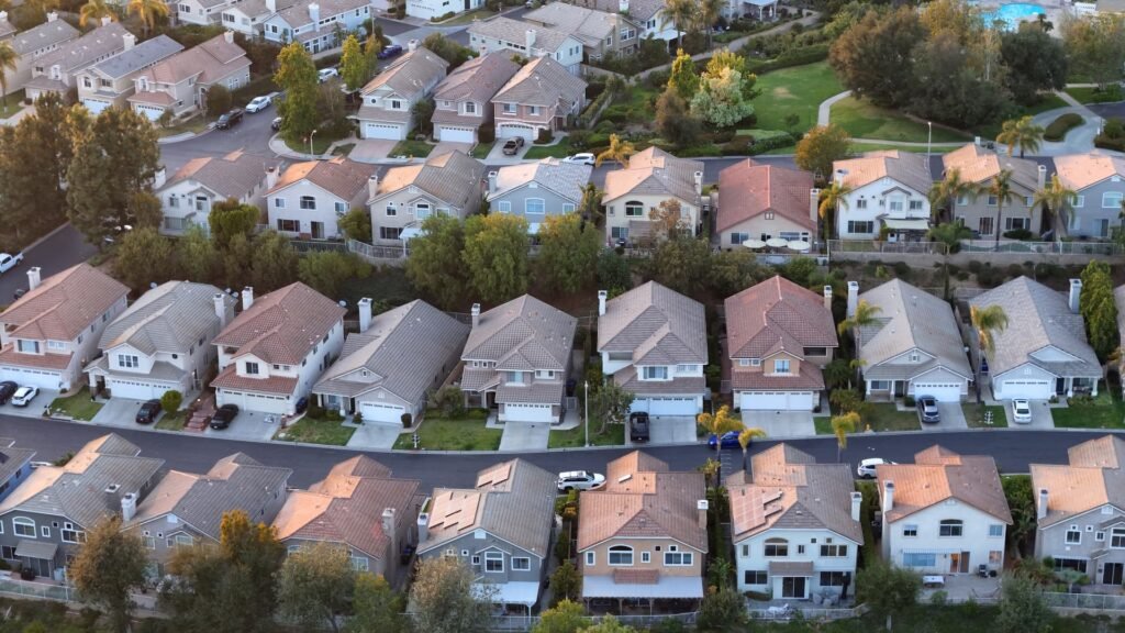 Bill limiting investors from buying homes set to speed through Congress