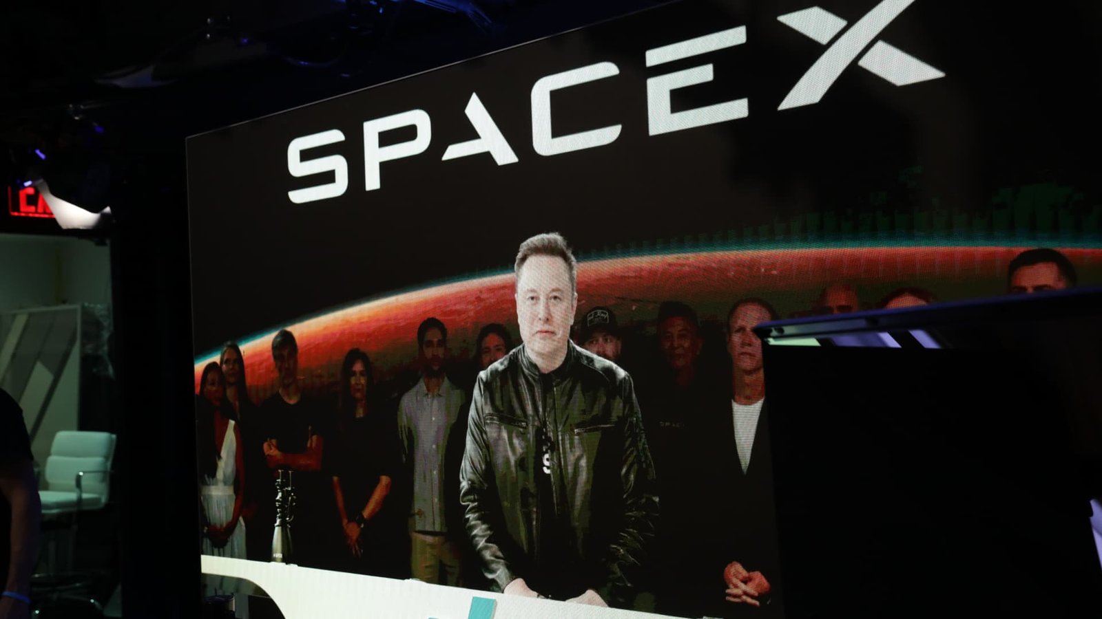 Jim Cramer gives Elon Musk’s SpaceX a ringing endorsement after Friday’s historic debut