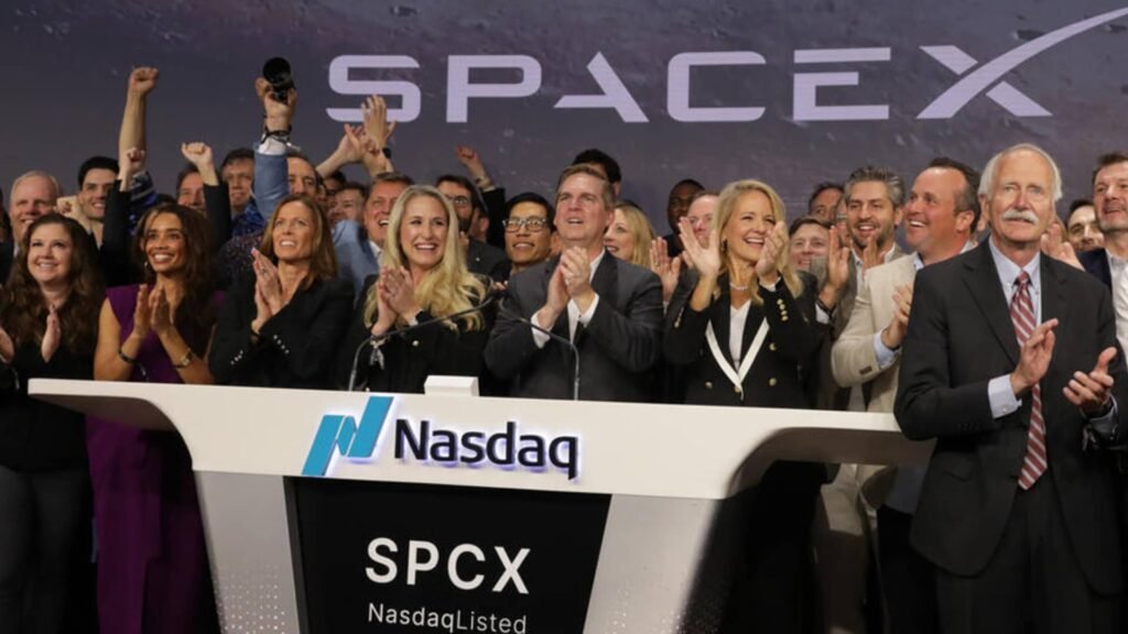 SpaceX shares to more than double to above $400, research firm predicts