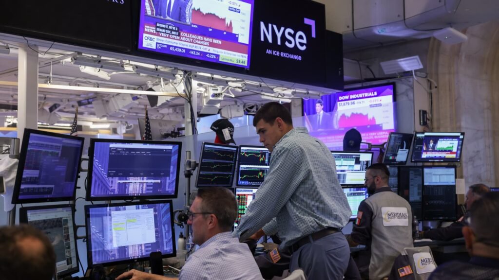 UBS traders say it’s time to ‘reduce risk meaningfully’ on tech