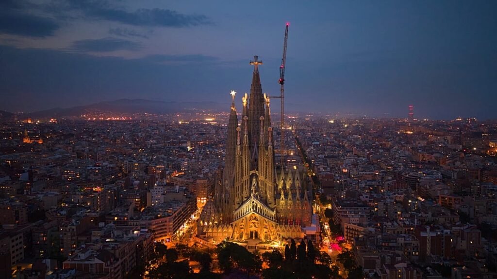Rare tour reveals hidden treasures inside Barcelona’s Sagrada Familia