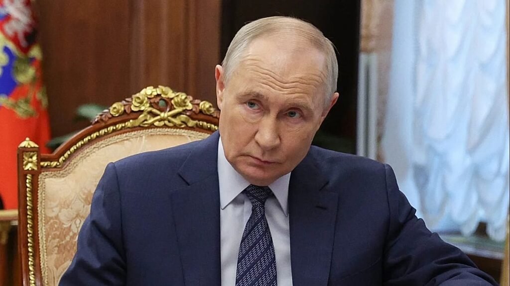 Putin meets with ASEAN leaders as G7 vow more pressure on Moscow