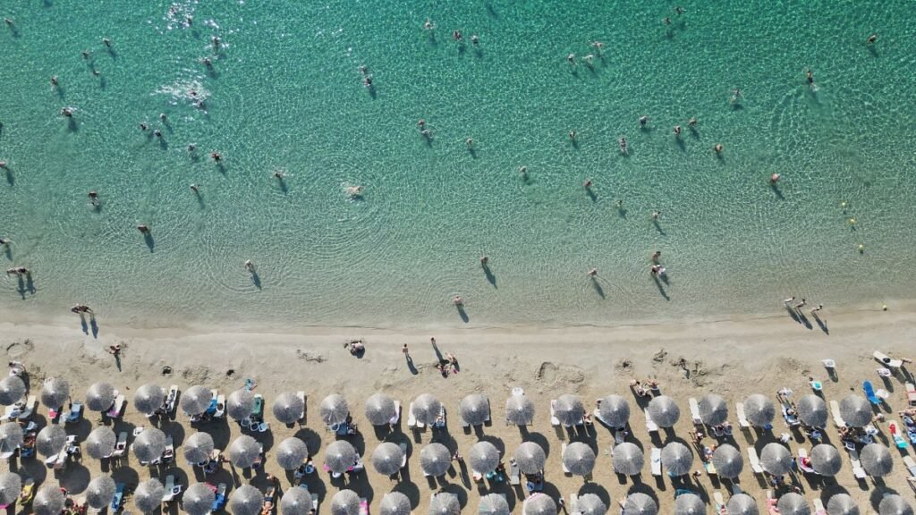 Greece tourism revenue and arrivals surge in early 2026