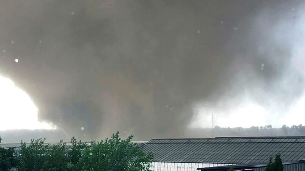Tornado, hail and thunderstorms: Germany’s current weather situation