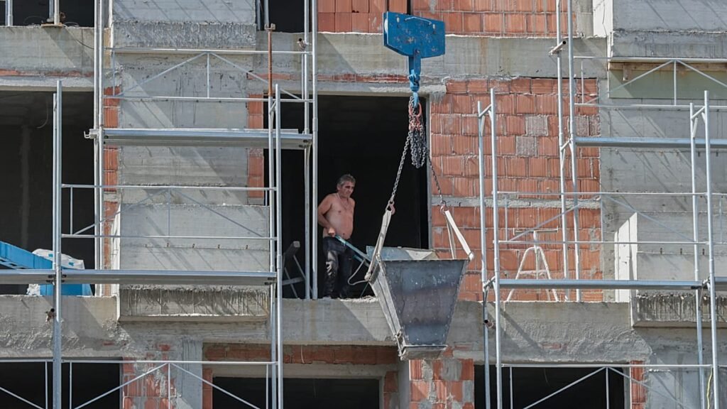 Prioritise workers’ health during heatwaves, says ETUI
