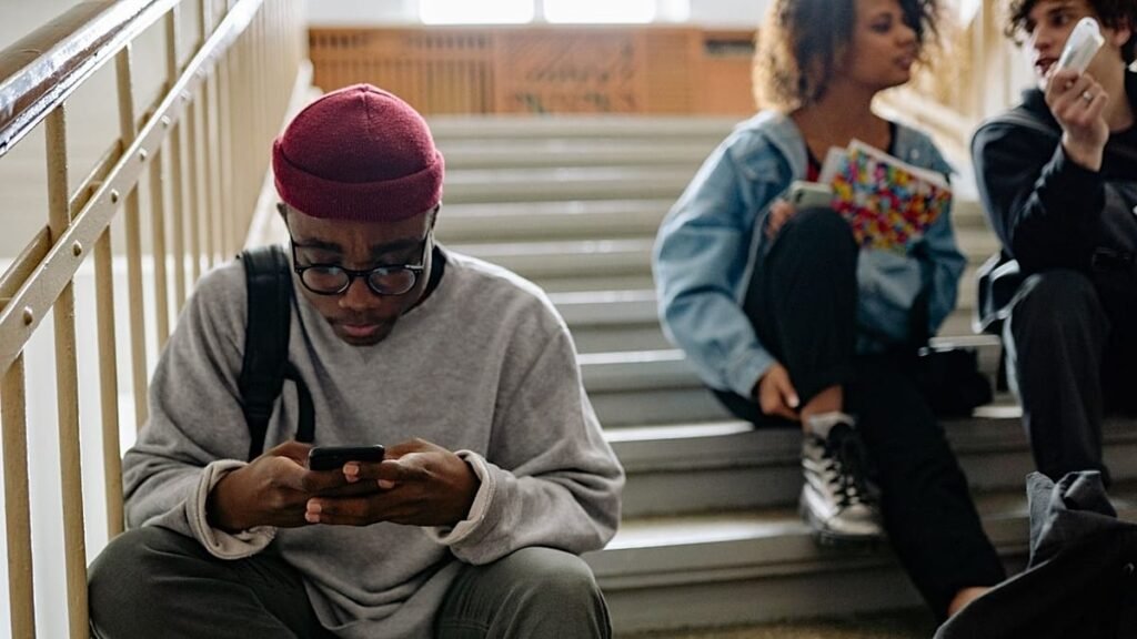 Six in 10 use AI for mental health support despite doubts, survey says
