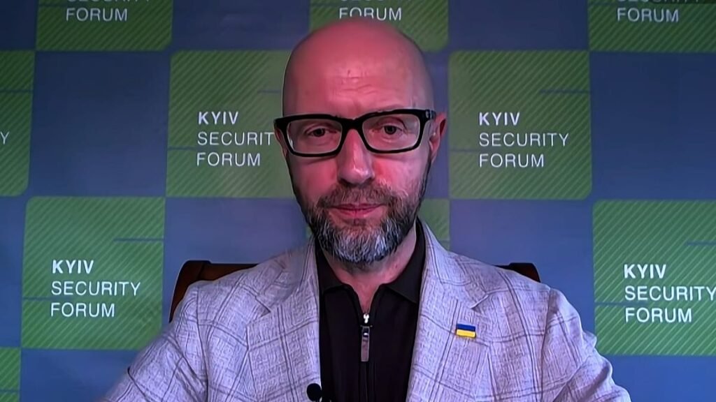 Yatsenyuk : US support could be Ukraine’s ‘trump card’ against Russia
