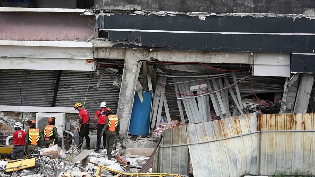 Philippines continues rescue effort after powerful Mindanao quake