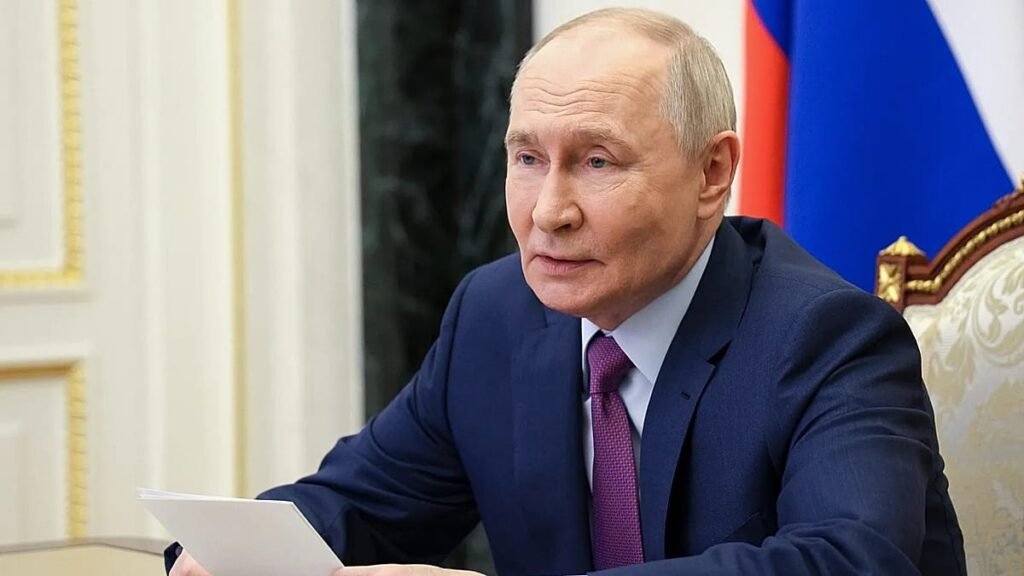 British teenager, 17, sanctioned by Russian President Vladimir Putin