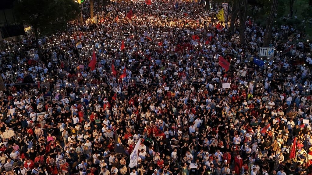 Thousands protest demanding Albania’s PM Rama resigns