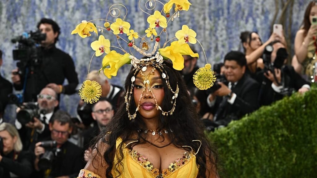 SZA hits out at ‘disgusting’ AI music