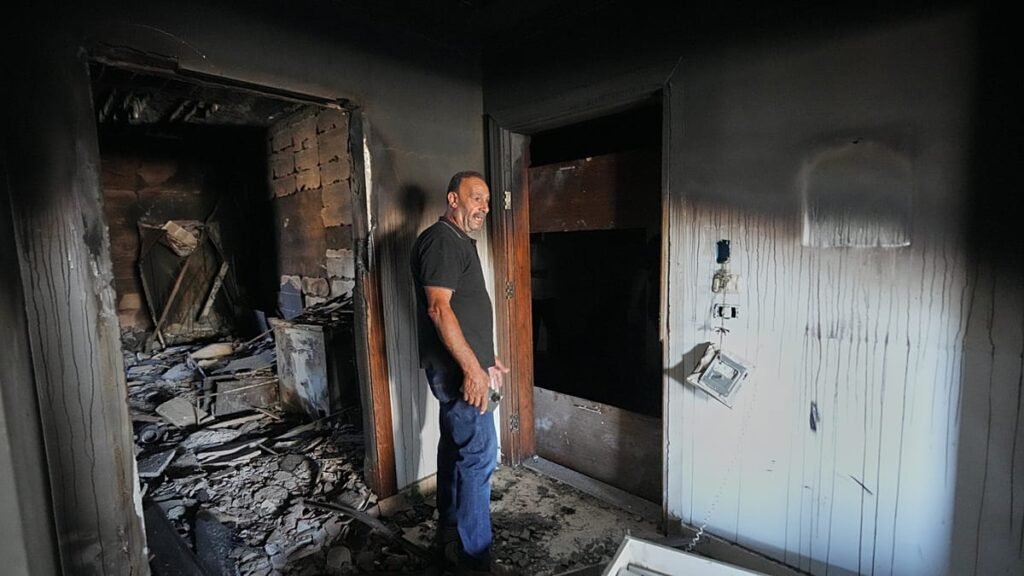 Video. Lebanon: Tyre residents return to homes shattered by strikes