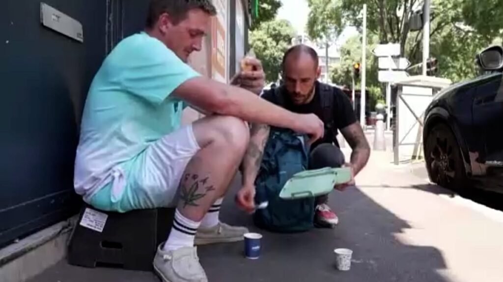 France heatwave: homeless people on the front line against the heat