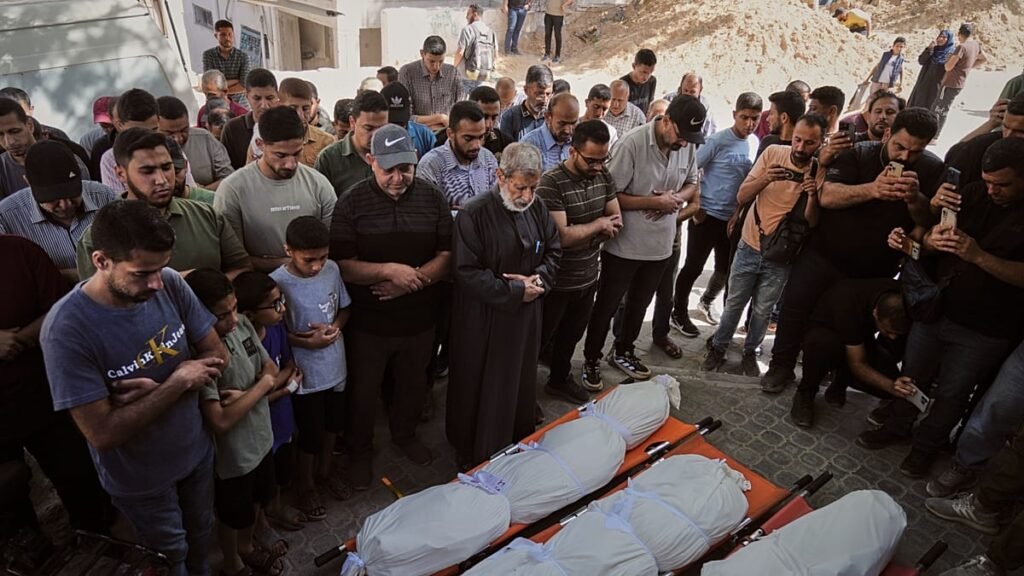 Video. Gaza: Families mourn victims after overnight Israeli strikes that killed at least nine