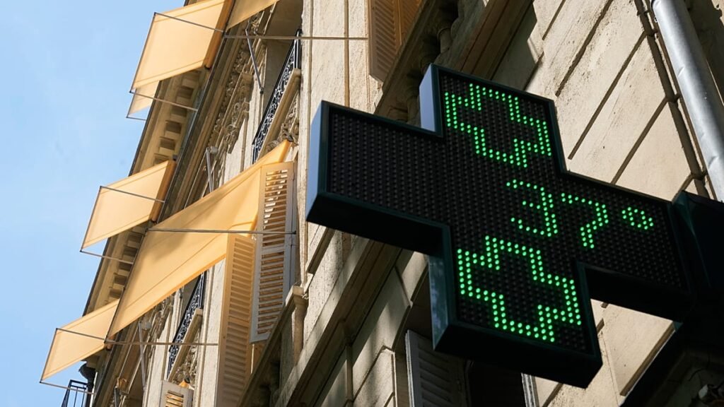 How Europe’s record-breaking heatwave is shutting down daily life