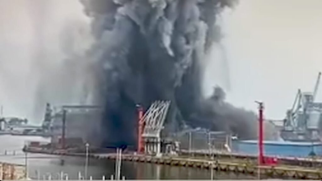 Video. Moment sea drone explodes in Romania’s Constanta port