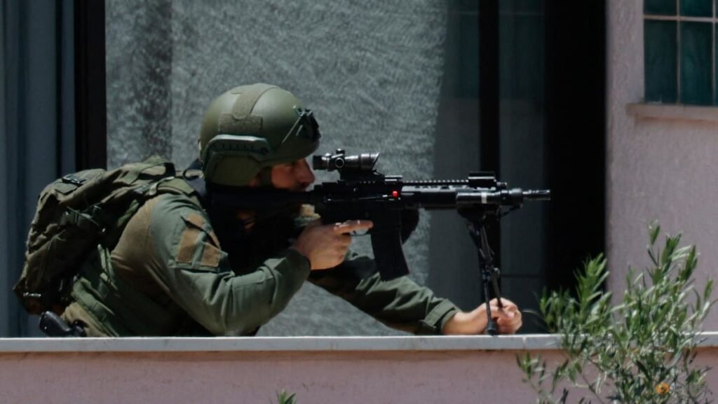 Israel says will only withdraw troops from Lebanon after Hezbollah disarmed