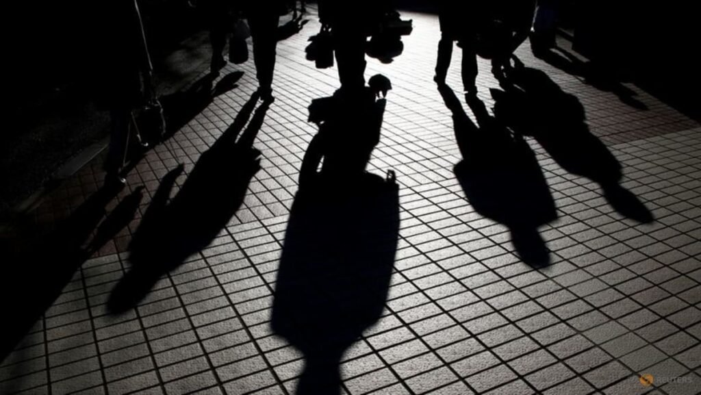 Japan’s real wages extend climb in April, bolster BOJ rate-hike case