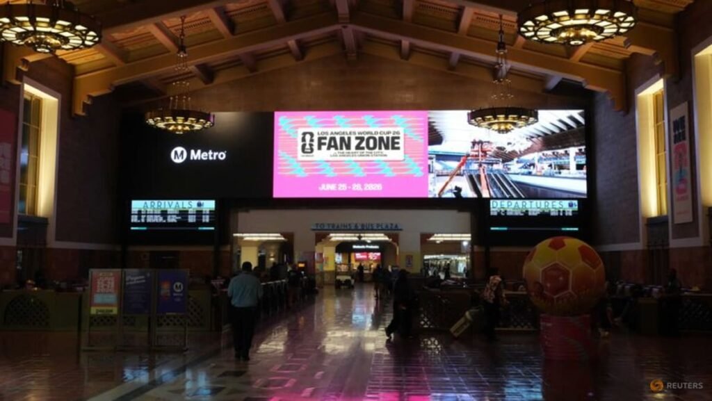 Analysis:Pricey World Cup keeps fans away, hits US hotels, airlines