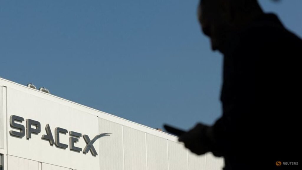 SpaceX set to extend rally after record Wall Street debut