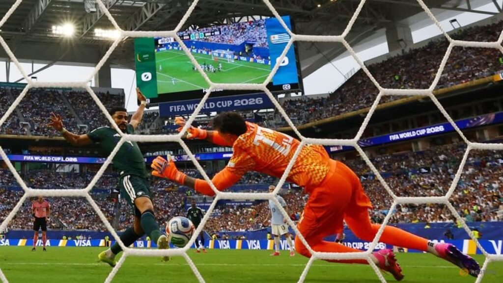 Goalkeepers at fault as Uruguayan persistence and Saudi patience go in vain