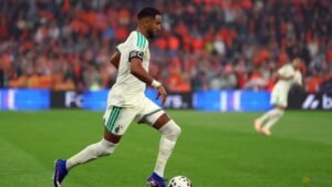 Lautaro Martinez to start for Argentina against Algeria; Mahrez benched