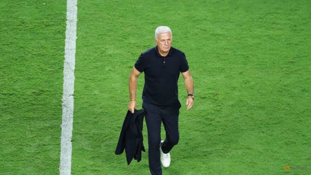 Algeria coach says errors helped Messi score hat-trick to tie World Cup record