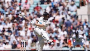 New Zealand reach 75-2 at lunch on first day of second test v England