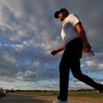 Clark laments ‘flat’ atmosphere with US Open win within reach