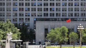 China imposes export controls on 10 US companies