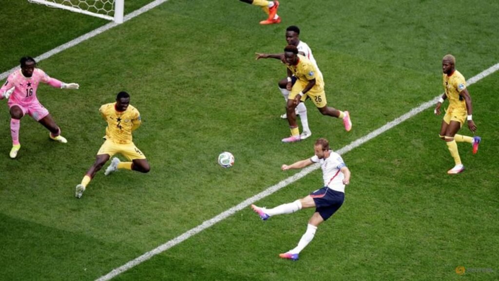 Kane fluffs his lines as England stumble against Ghana