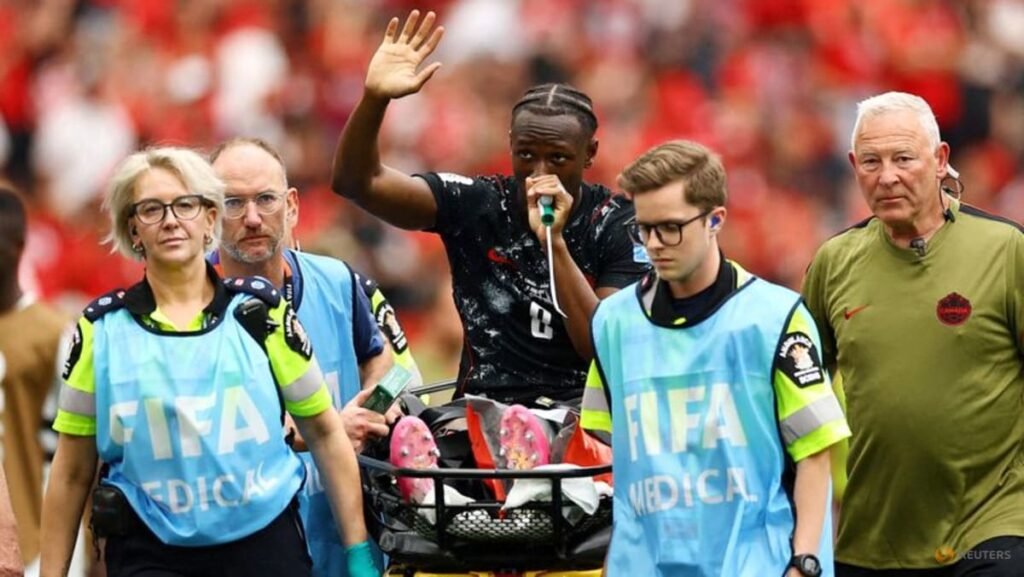 Qatar’s sports minister, Madibo visit Canada’s injured Kone