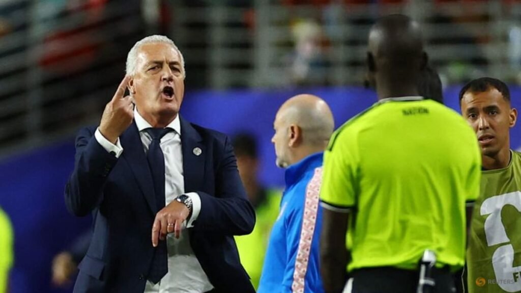 Paraguay coach rails against mandatory cooling breaks, says ‘continuity is broken’