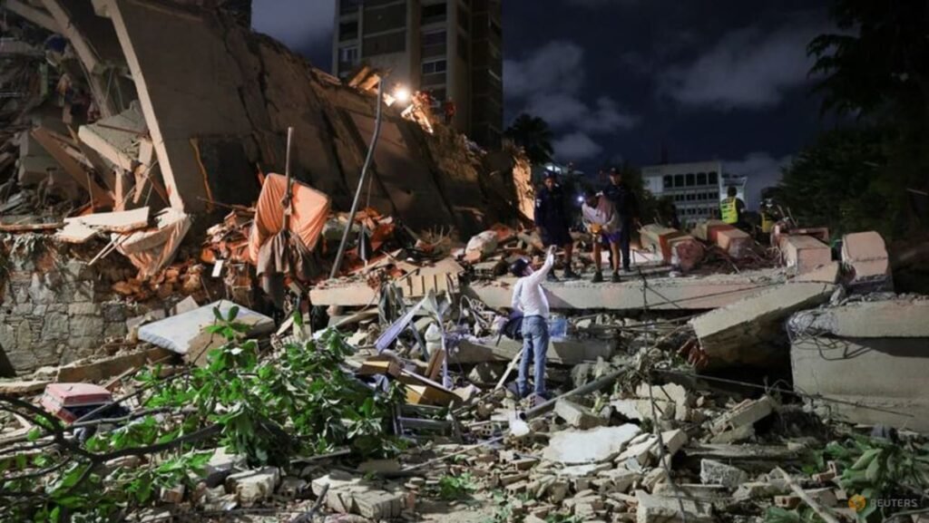 Venezuela twin quakes kill at least 32, injure more than 700