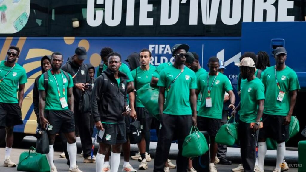 Ivory Coast make changes, Curacao keep same lineup