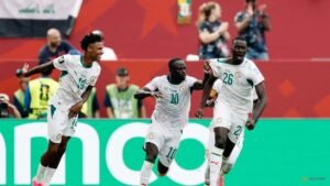 Gueye double helps five-star Senegal keep World Cup hopes alive and send Iraq home