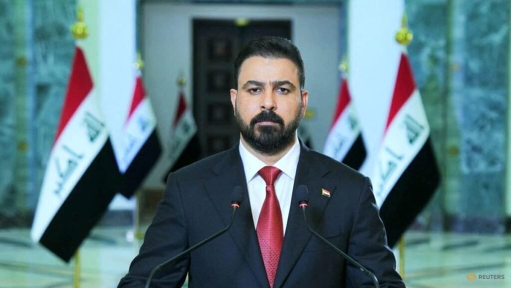 Iraq detains politicians, officials in anti-corruption crackdown