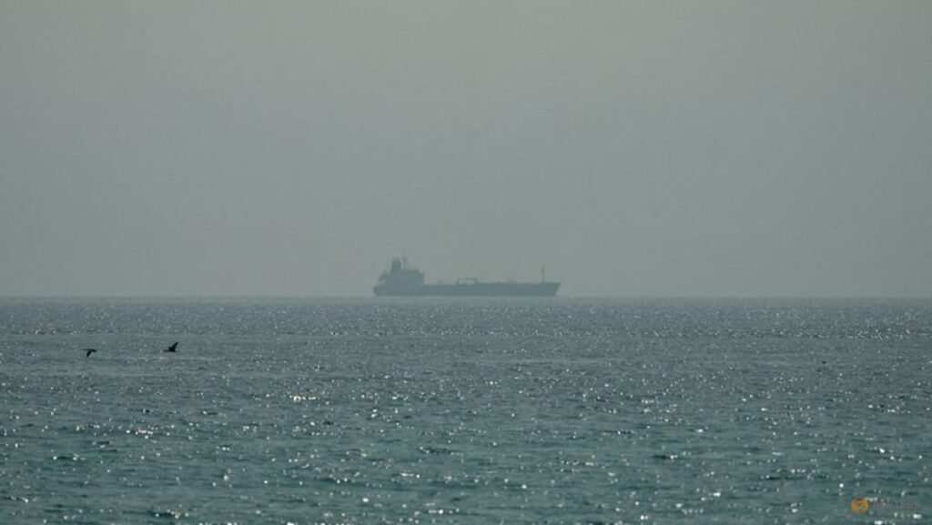 Oil steadies as US and Iran agree to halt attacks