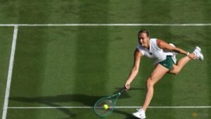 Sabalenka powers past Kostovic into Wimbledon second round