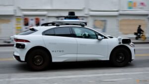 Uber, Waymo end robotaxi partnership in Phoenix