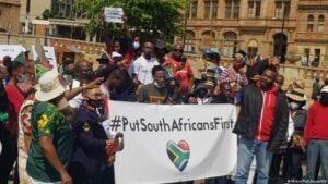 Over 2,700 migrants leave South Africa in one week