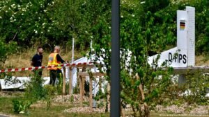 France: 11 killed in civilian plane crash