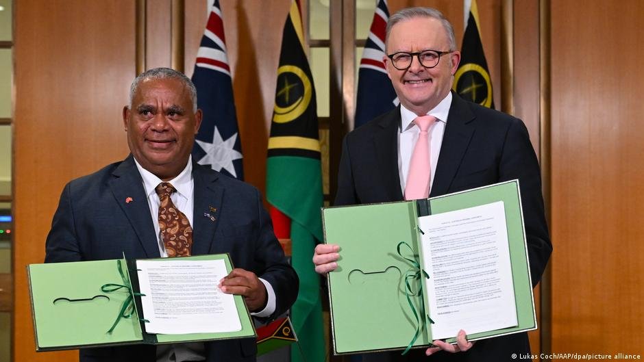 Australia-Vanuatu deal bars foreign bases in island nation