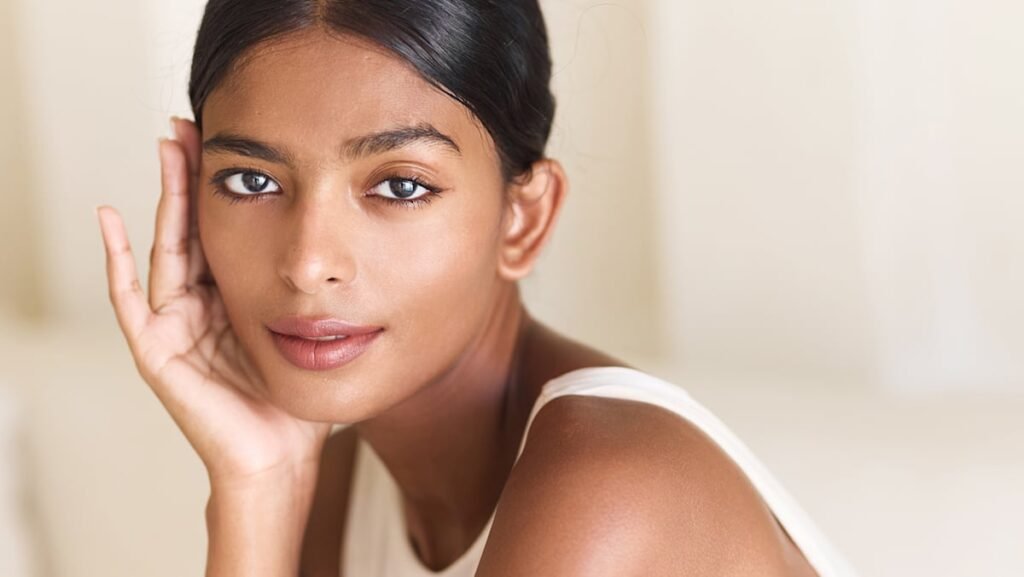 What is light-reflecting makeup? How to make it your secret to a natural, lit-from-within glow