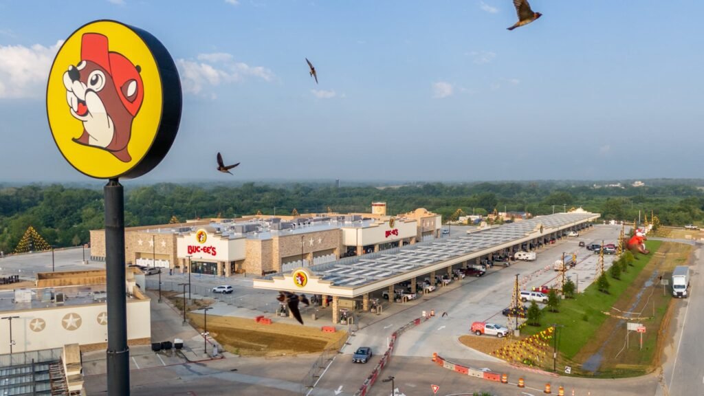 Led by Buc-ee’s and new rival Dolly Parton, America’s gas station chains are in a mega-sizing era